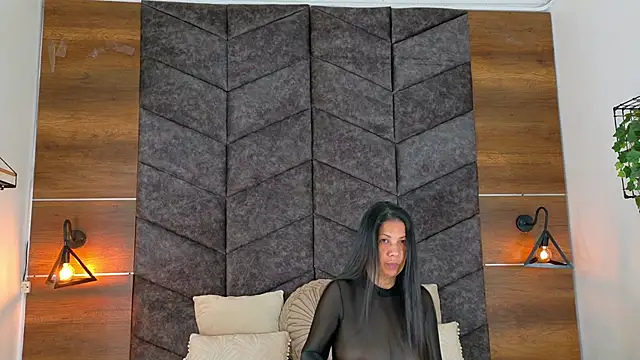 JaylaScott   online show from 28, 11, 2025