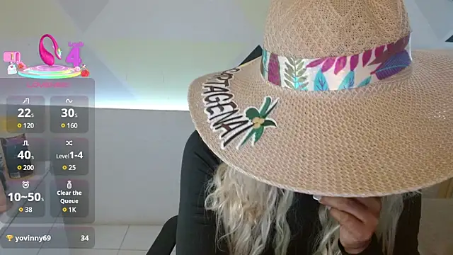 Snapshot of NatashaDormat chatting on 13, 11, 2025 NatashaDormat online show from 13, 11, 2025