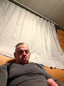 JakubW79 online show from 26, 10, 2025