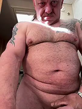 JakubW79 online show from 14, 4, 2026