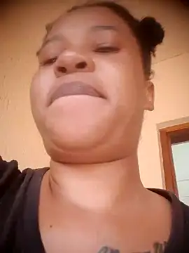 Lee BlaqX online show from 28, 2, 2025