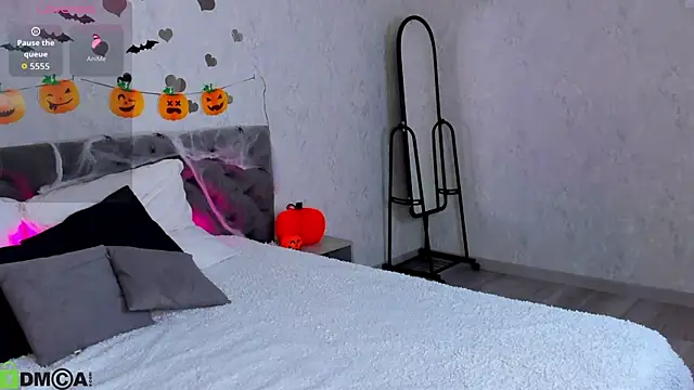 Snapshot of Blossom_Sonya chatting on 30, 10, 2025 Blossom Sonya online show from 30, 10, 2025