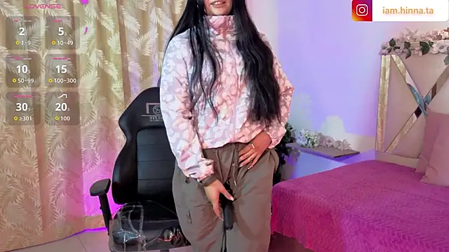 hina tay online show from 19, 3, 2026