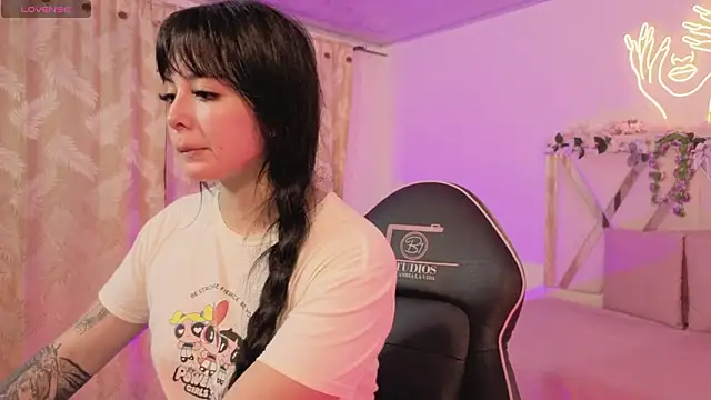 hina tay online show from 24, 3, 2026