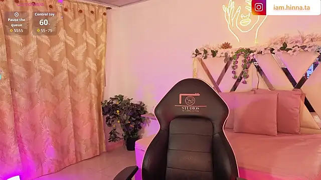 hina tay online show from 12, 3, 2026