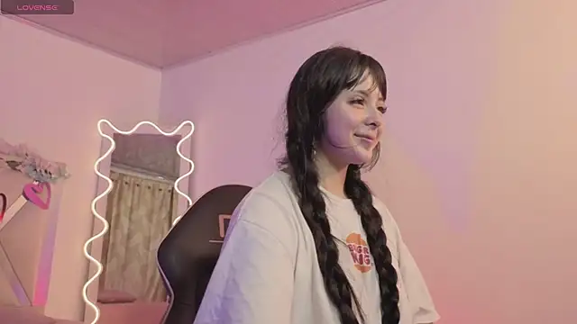 hina tay online show from 18, 1, 2026