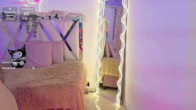 hina tay online show from 11, 4, 2026