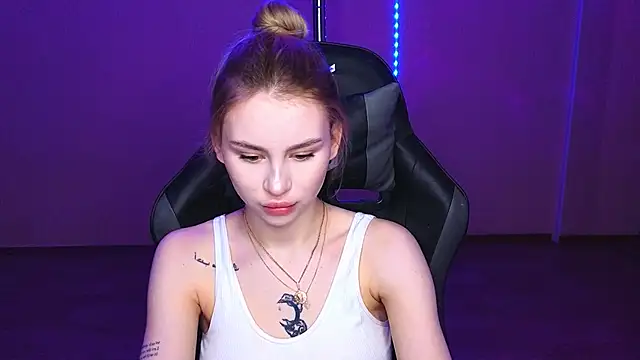 doll barbieee online show from 4, 3, 2025