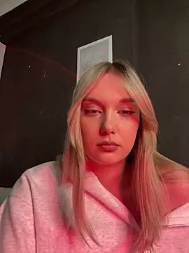 Alisa Rise online show from 2, 3, 2025