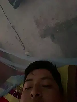 Avilespozo19993 online show from 5, 10, 2025