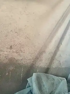 Avilespozo19993 online show from 10, 10, 2025