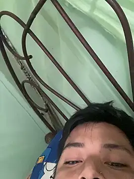 Avilespozo19993 online show from 18, 12, 2025