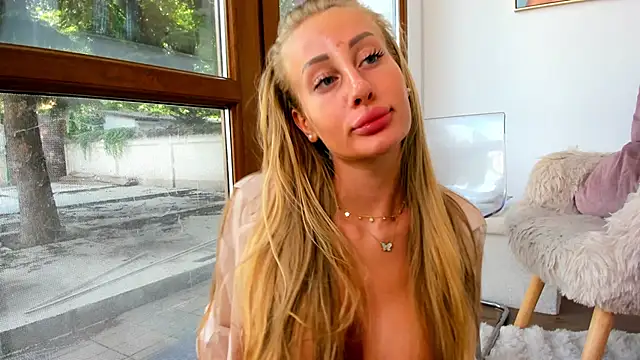 Mia  Milan online show from 15, 6, 2026