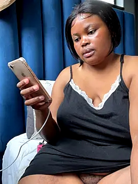 Curveysinaa online show from 12, 11, 2025