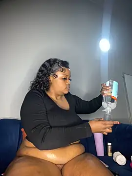 Curveysinaa online show from 28, 9, 2025