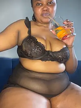 Curveysinaa online show from 23, 9, 2025