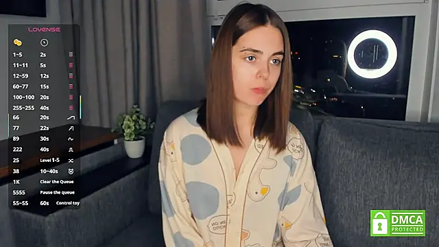 JulianaHaith online show from 6, 3, 2025