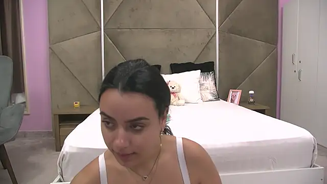 ElyzaIbarra online show from 30, 9, 2025