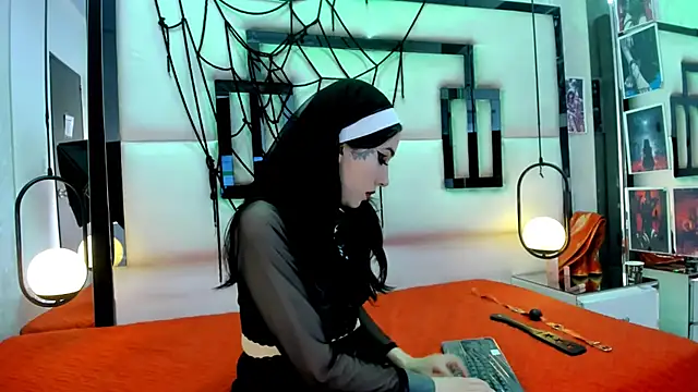 alixxon1 online show from 14, 10, 2025