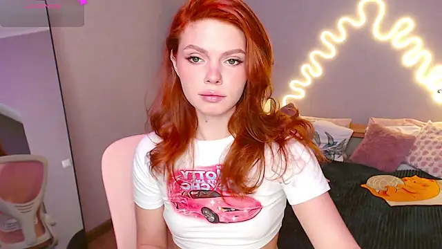 Red  Candy online show from 26, 1, 2025