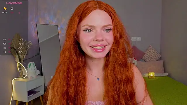 Red  Candy online show from 15, 9, 2025