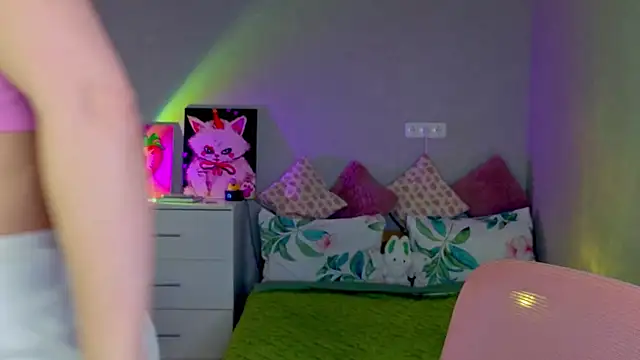 Red  Candy online show from 21, 10, 2025