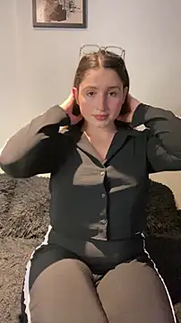 kamel-ayesha online show from 5, 11, 2025