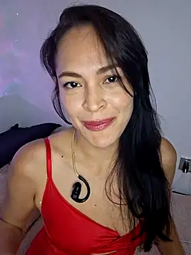 Snapshot of Sara_P10 chatting on 6, 1, 2025 Sara P10 online show from 6, 1, 2025