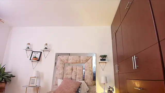 vianca cruzz online show from 9, 10, 2025