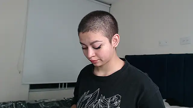 Bitsy Messy online show from 4, 3, 2025