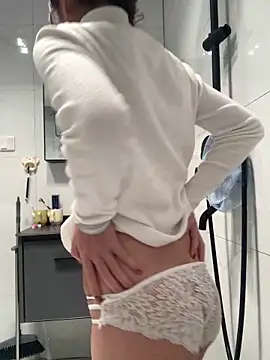 Aimeil online show from 20, 2, 2025