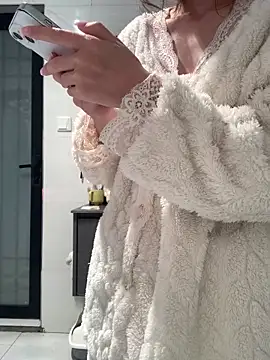 Aimeil online show from 12, 3, 2025