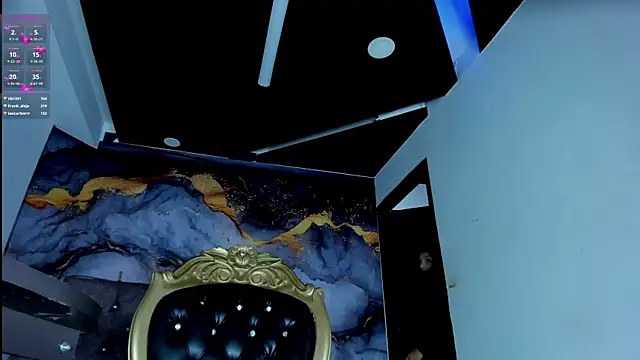 LuciaMoretti  online show from 3, 10, 2025