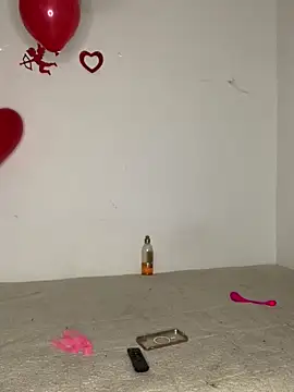 Liloo8923 online show from 14, 2, 2026