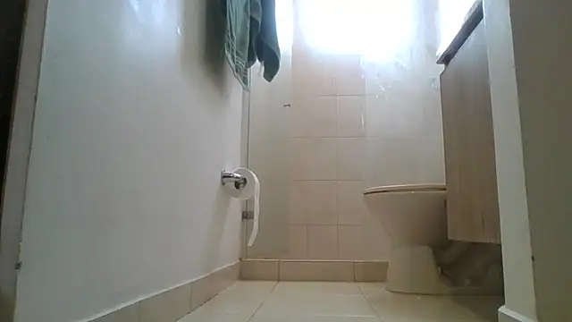 Liloo8923 online show from 13, 1, 2025