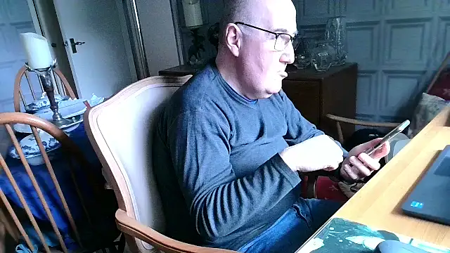 Adamdaddybear online show from 7, 3, 2025