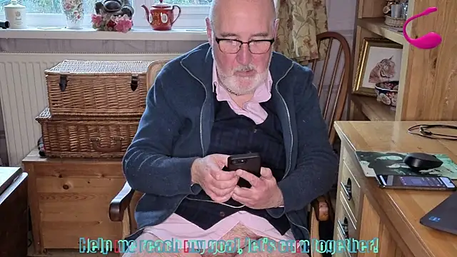 Adamdaddybear online show from 10, 2, 2026