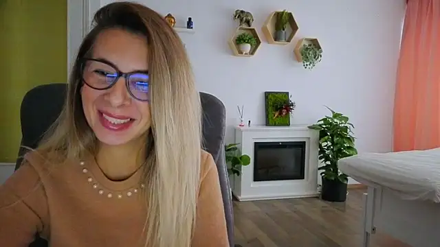 SukyGirl online show from 6, 10, 2025