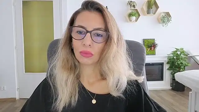 SukyGirl online show from 23, 9, 2025