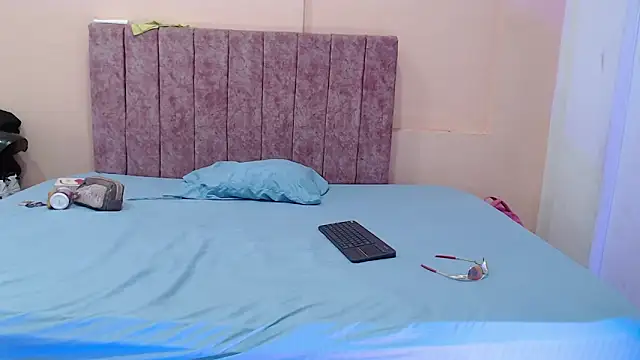 dirty couple22 online show from 10, 11, 2025