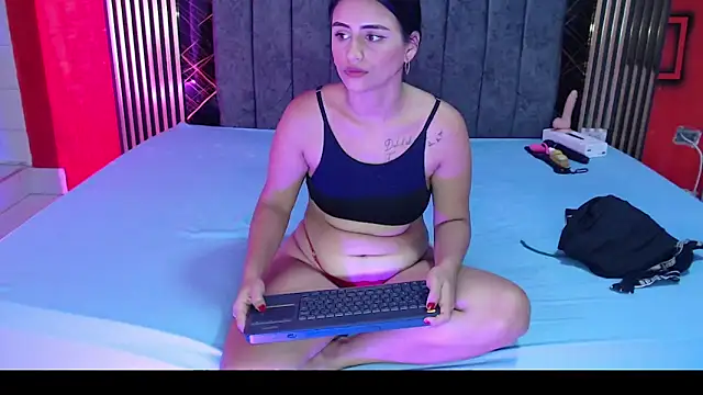 dirty couple22 online show from 28, 5, 2026