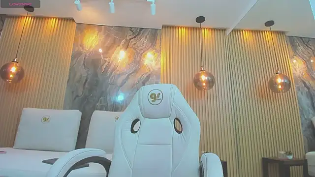 ella harper online show from 25, 9, 2025