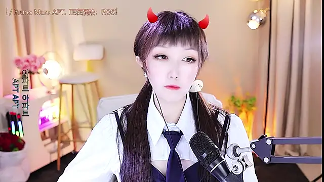 xiaoya666--baby online show from 30, 10, 2025
