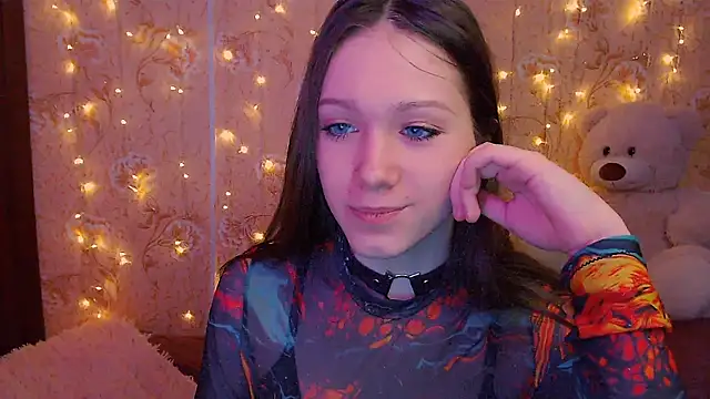 Snapshot of fluffy_kitty_ chatting on 1, 3, 2026 fluffy kitty online show from 1, 3, 2026