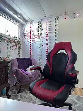 Sweetleeahxx online show from 5, 2, 2026