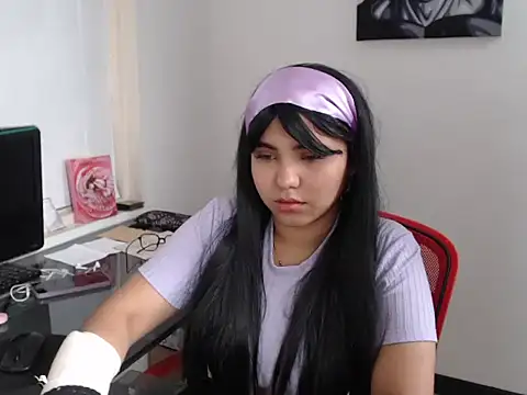 Miapeyton online show from 28, 10, 2025