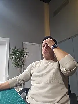 Lucas   81 online show from 4, 3, 2026