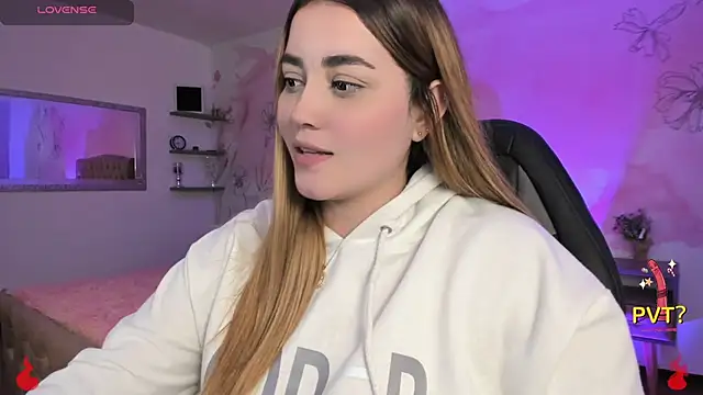 Lucia star   online show from 18, 2, 2025