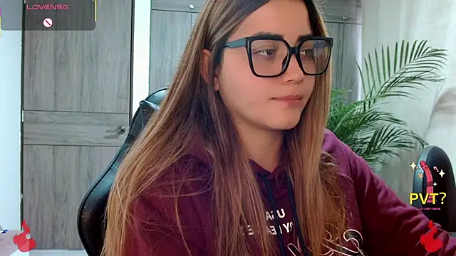 Snapshot of Lucia_star__ chatting on 23, 2, 2026 Lucia star online show from 23, 2, 2026