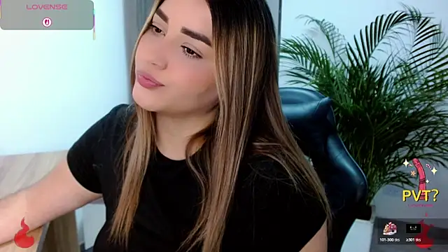 Lucia star   online show from 6, 4, 2026